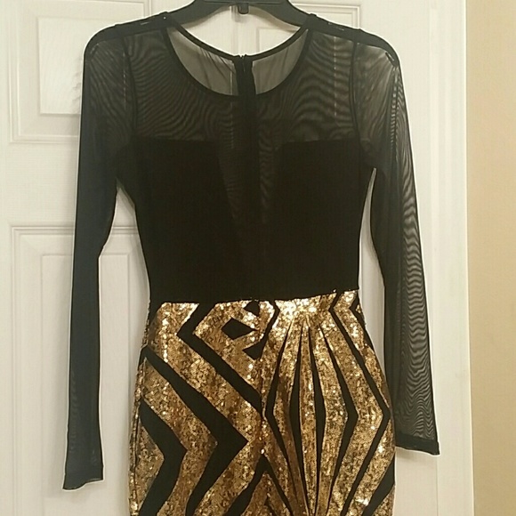 Size Medium gold and black dress - Picture 3 of 3